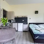 Apartment Parti 1